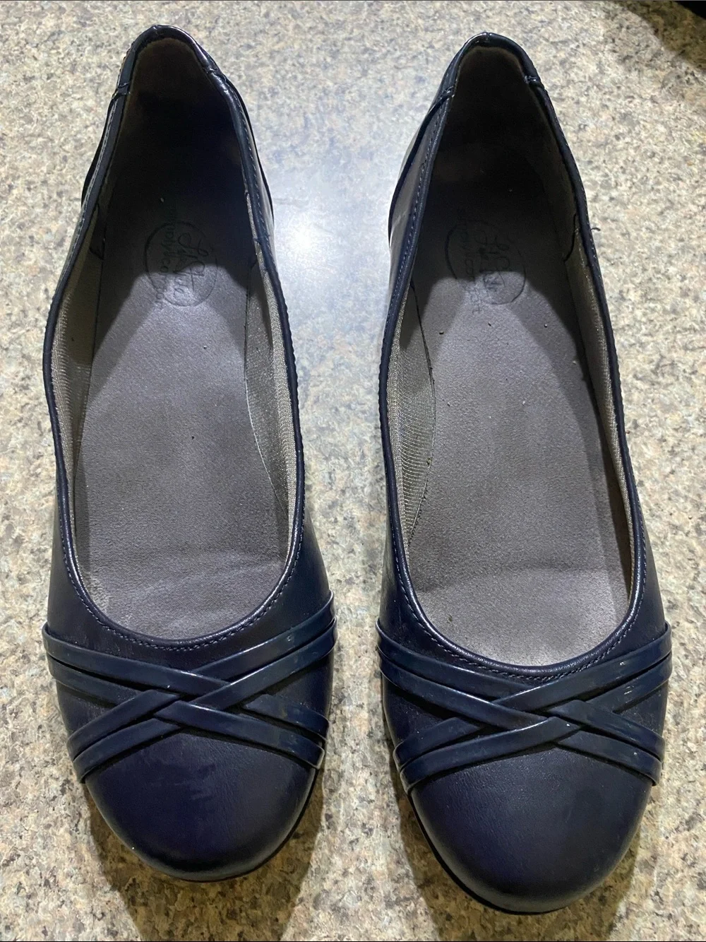 Life Stride Navy Cross-Strap Ballet Flats shoes size 10M